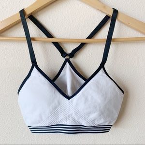 fabletics sports bra
